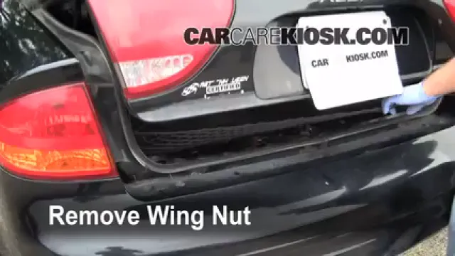 2000 Oldsmobile Alero GL 3.4L V6 Sedan (4 Door) Pneus et roues Changer un pneu crevé